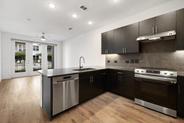 4801 Springdale Rd #1106, Austin