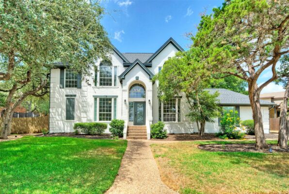 3002 Barton Point Cir, Austin