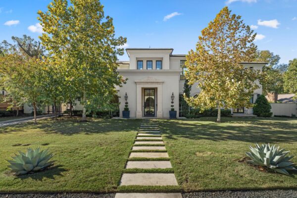 2703 Greenlee Dr, Austin