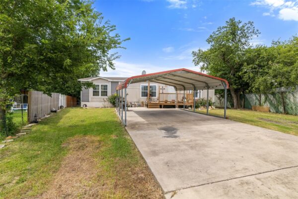 418 Lenora Dr, Taylor