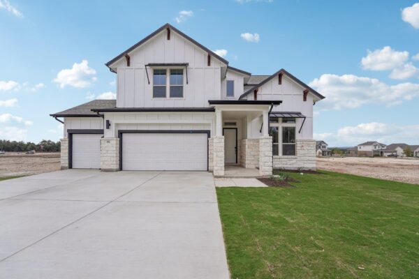 243 Tenny Ln, Kyle