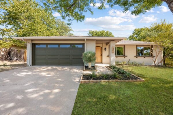 1400 Cripple Creek Dr, Austin