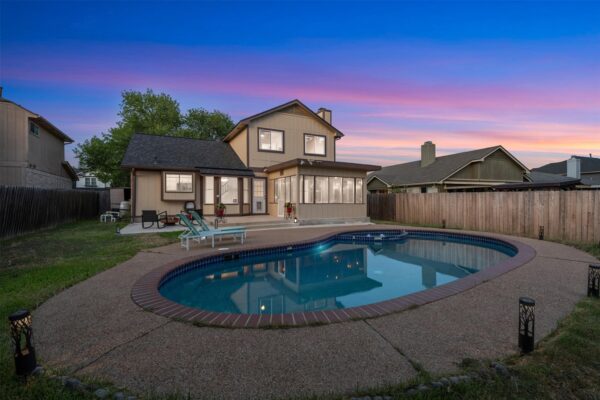 803 Brook Meadow Trl, Cedar Park