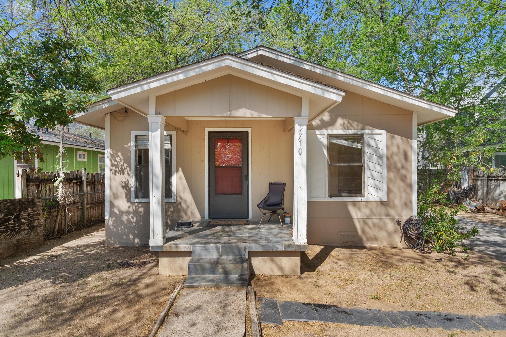 2710 E 3rd St, Austin, TX 78702
