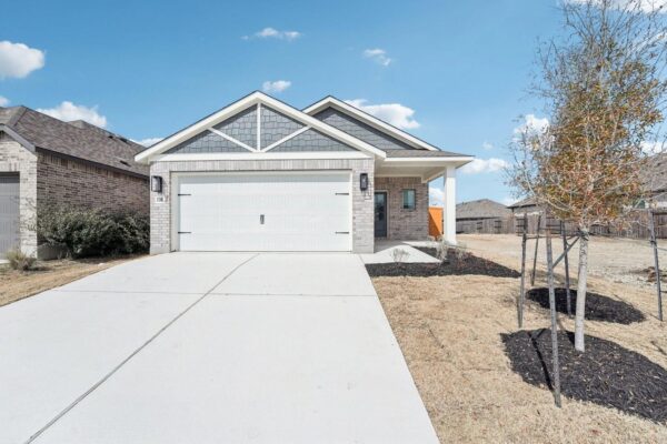 238 Bay Breeze Dr, Kyle