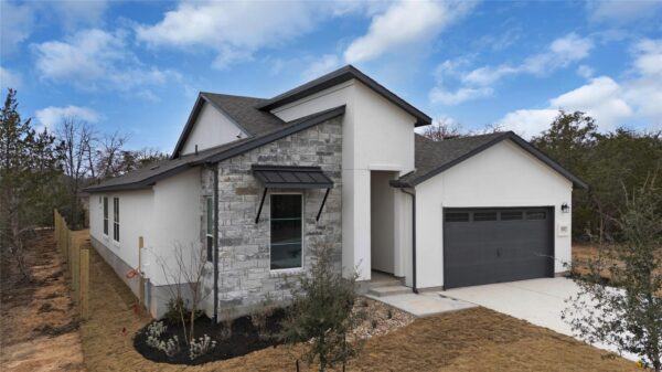 184 William Hersee Dr, Bastrop