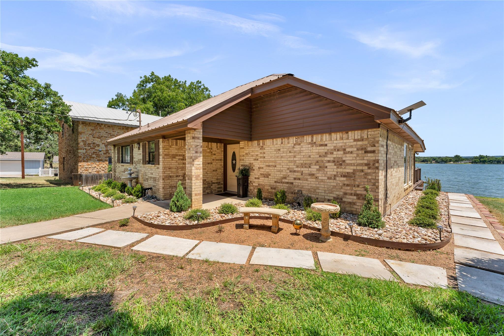 386 Lake Loop None, Tow, TX 78672