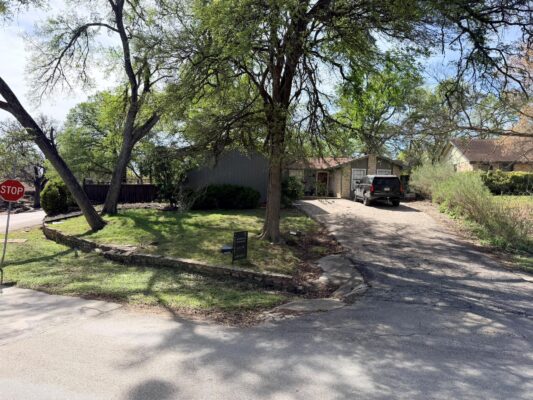 2 Acacia Dr, Wimberley