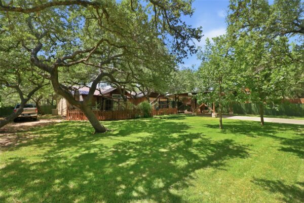 102 N Lake Hills Dr, Austin