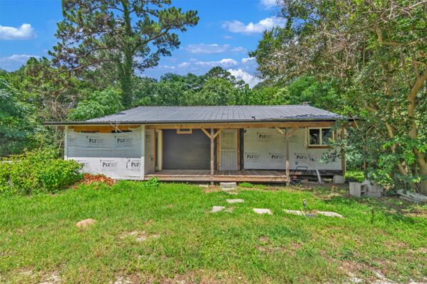 106 Quinton Allen Dr, Bastrop