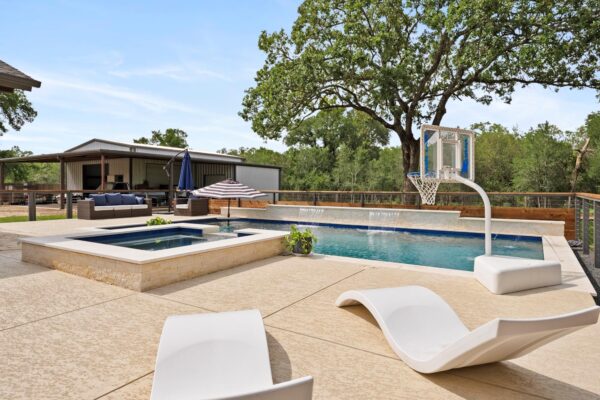2802 Robin Rd, Manchaca