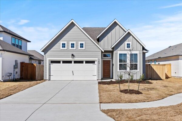 142 Paul Pena Dr, San Marcos