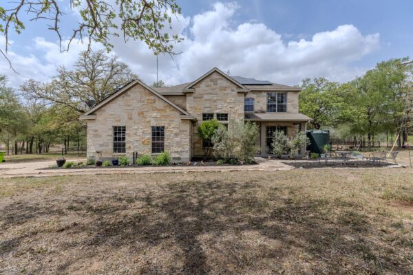 202 The Oaks Blvd, Elgin