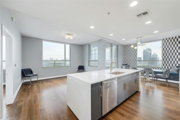 300 Bowie St #2301, Austin