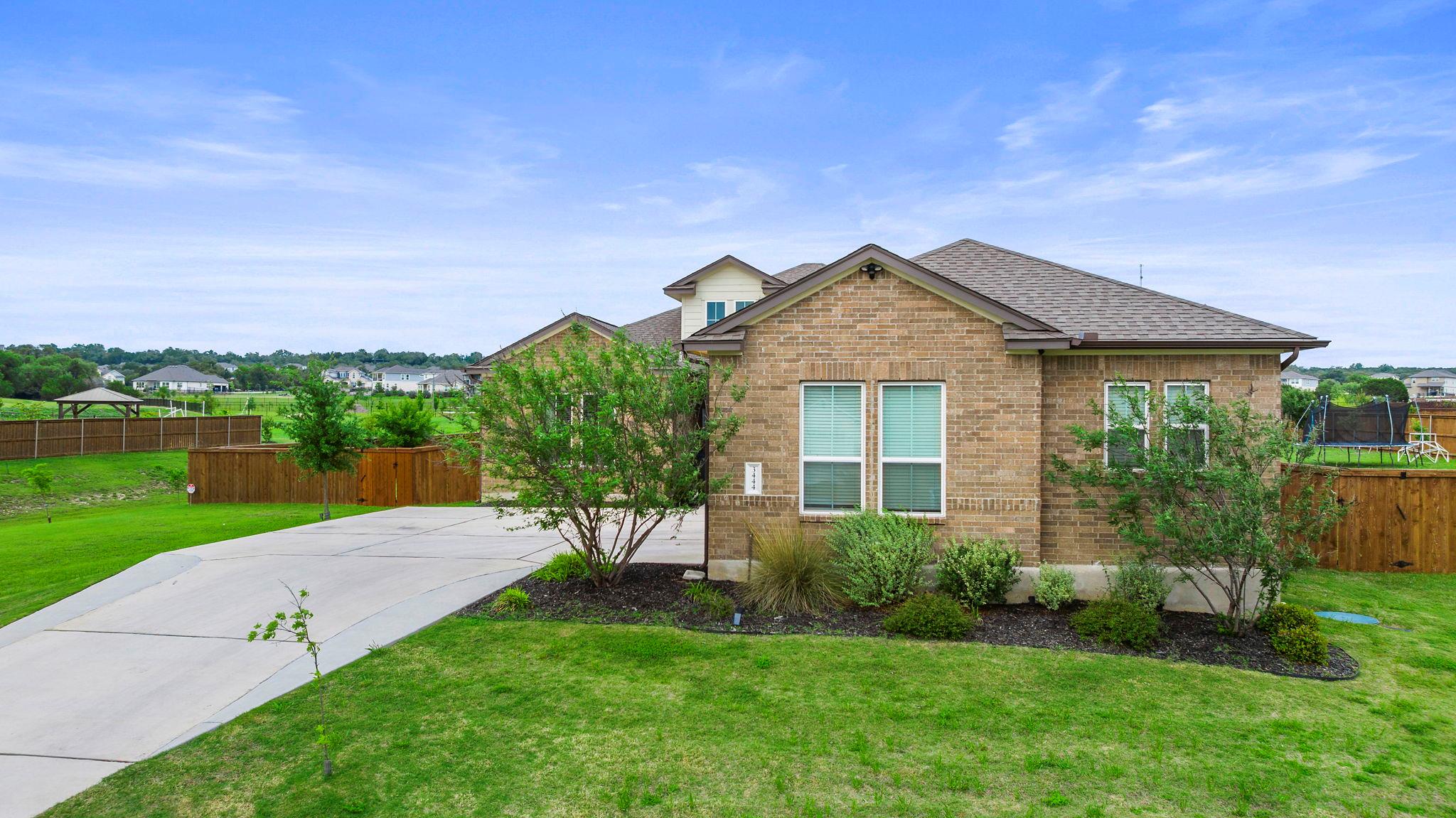3444 Twinspur St, Leander