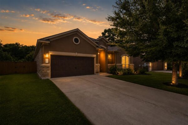 2705 San Milan Pass, Round Rock