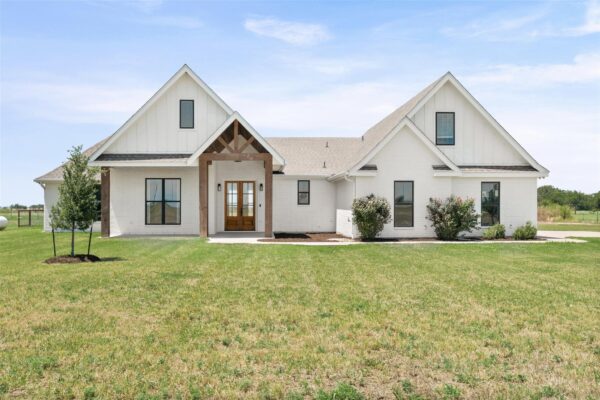 1060 Hackberry Rd, Salado