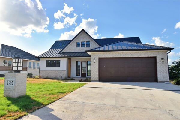1902 Bay West Blvd Blvd, Horseshoe Bay