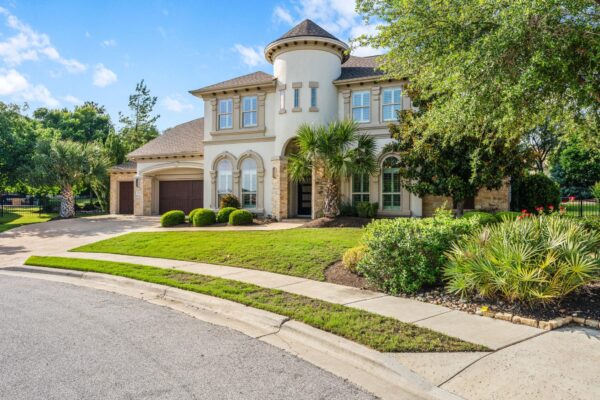 3925 Veneto Cir, Leander