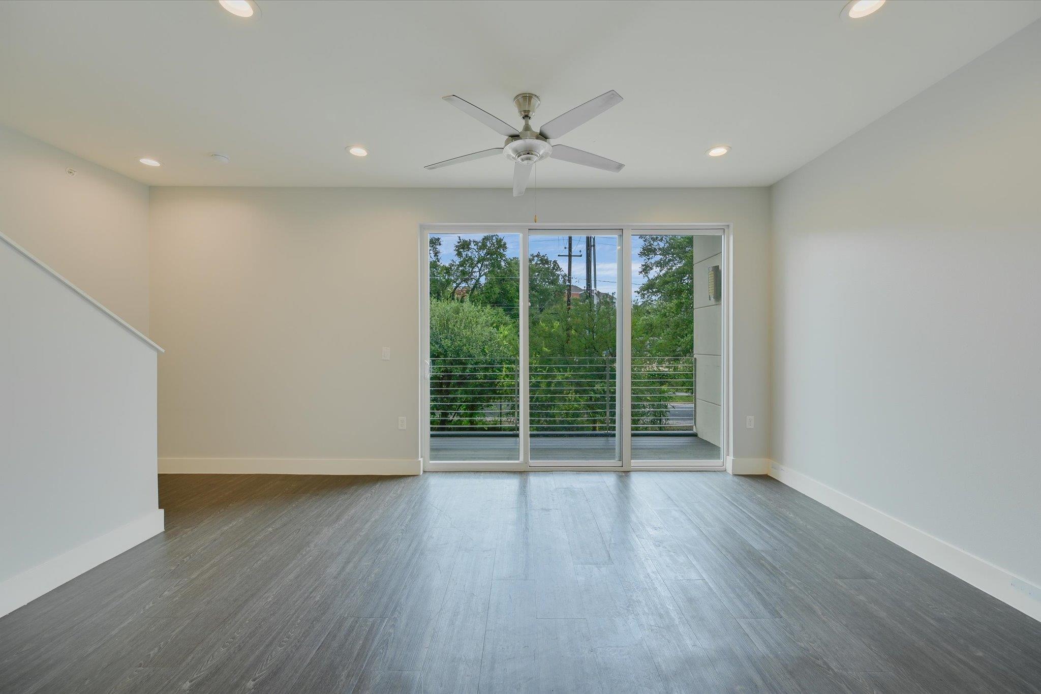604 N Bluff Dr #136, Austin, TX 78745