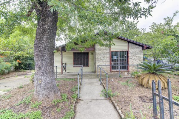 6006 Palm Cir, Austin