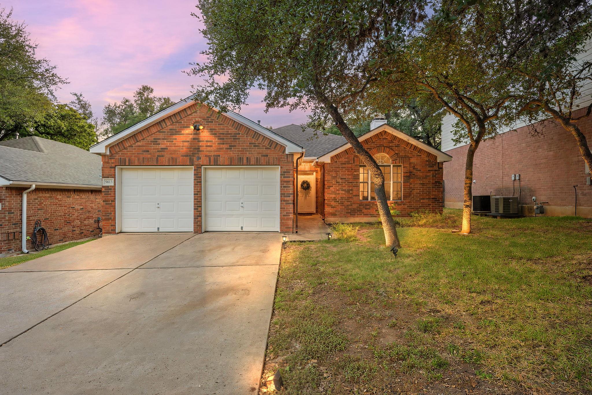 5613 Lomita Verde Cir, Austin, TX 78749