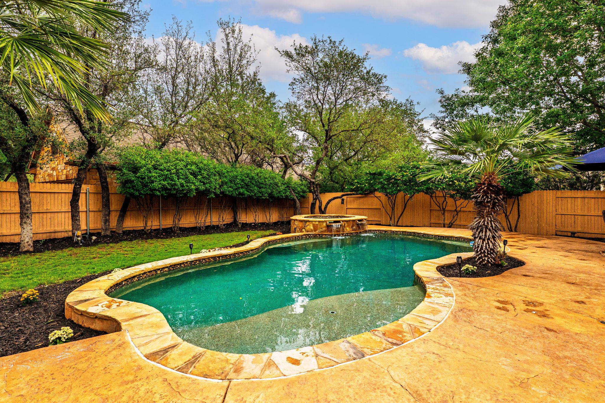 11932 Palisades Pkwy, Austin, TX 78732