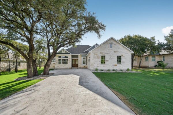 242 Sunday Dr, Burnet
