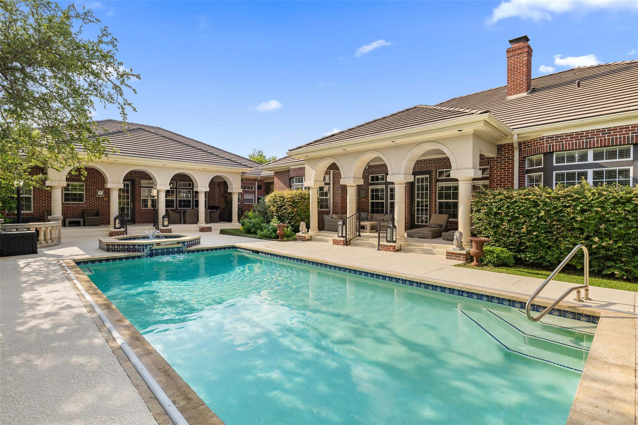 118 Lido St, Austin, TX 78734
