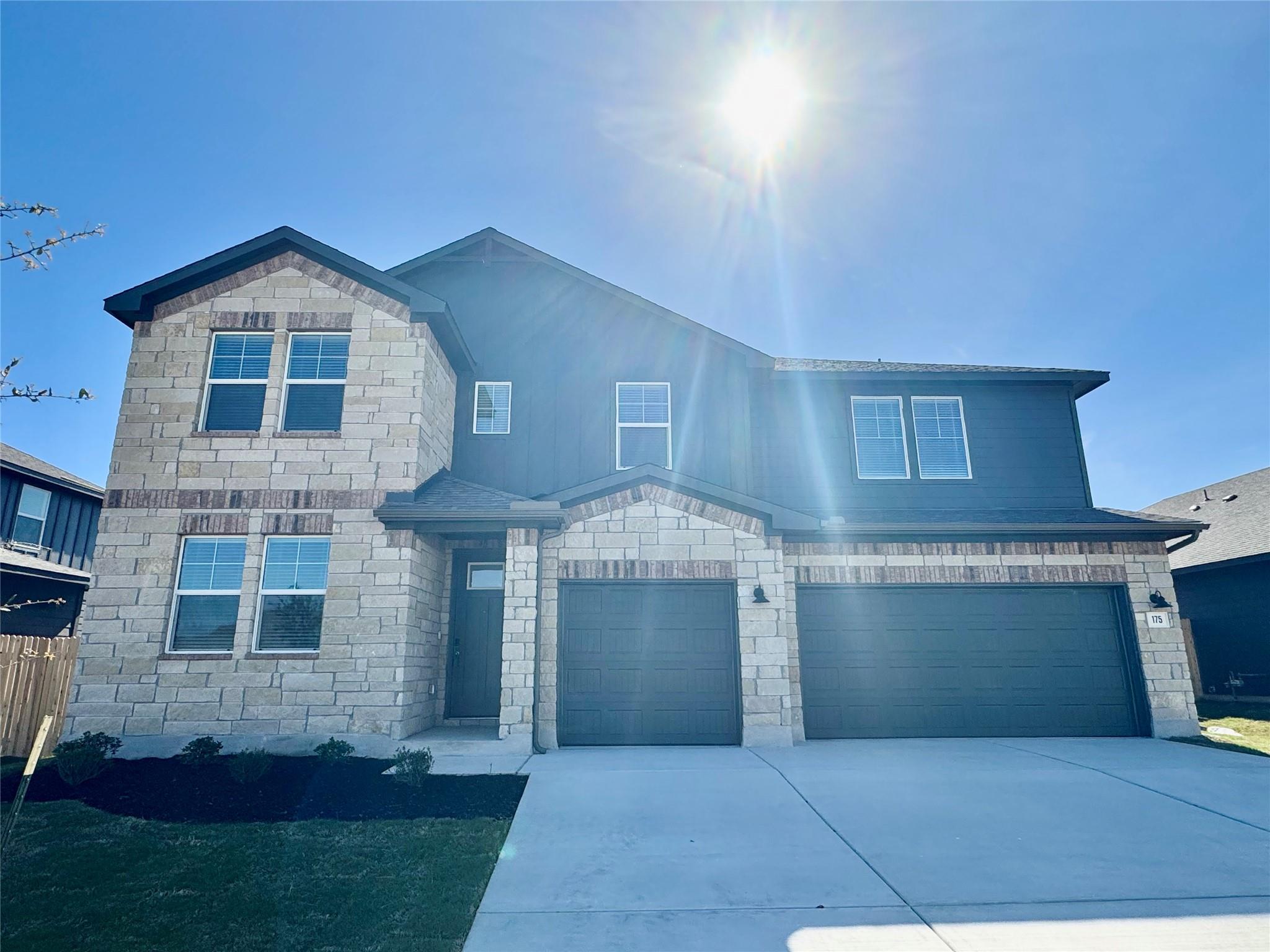175 Pendleton Dr, Kyle, TX 78640