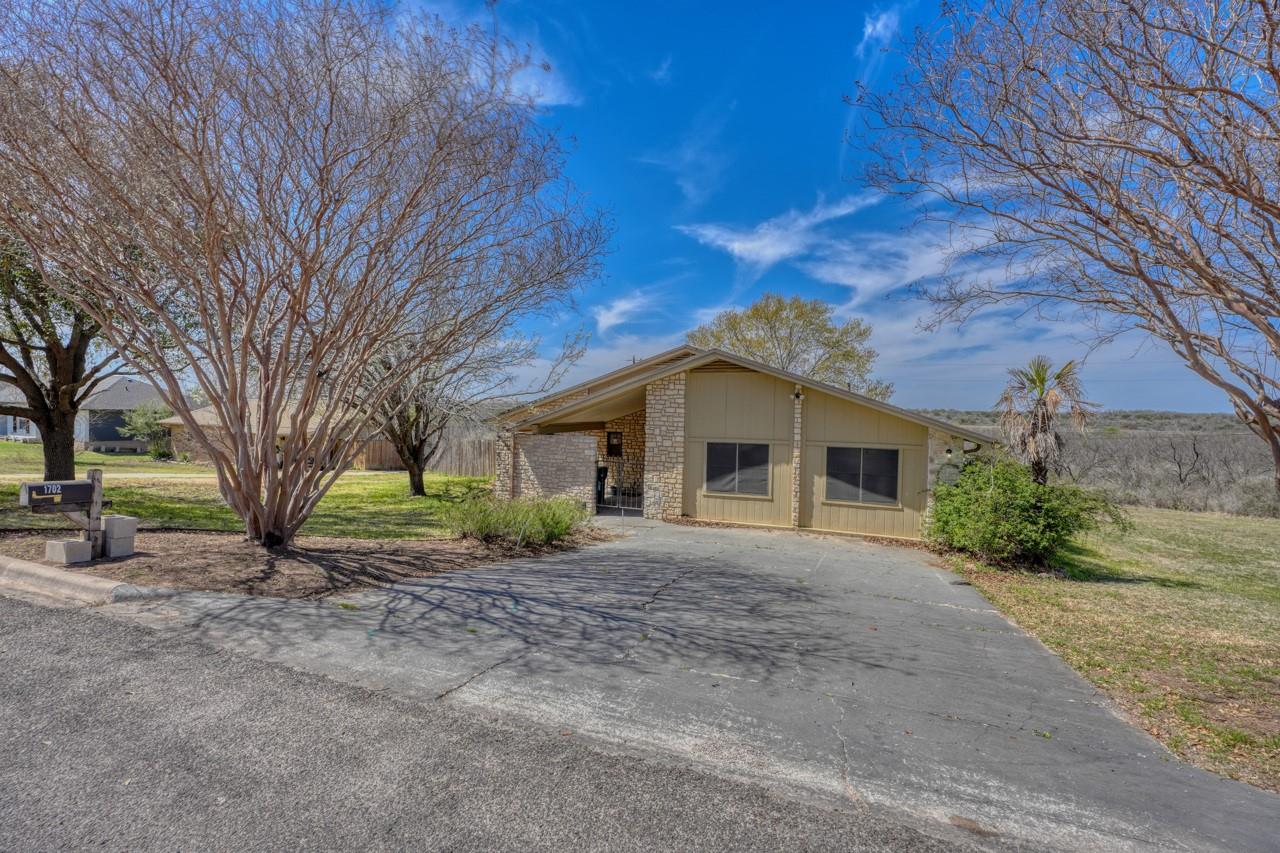1702 Sunset Dr, Marble Falls, TX 78654