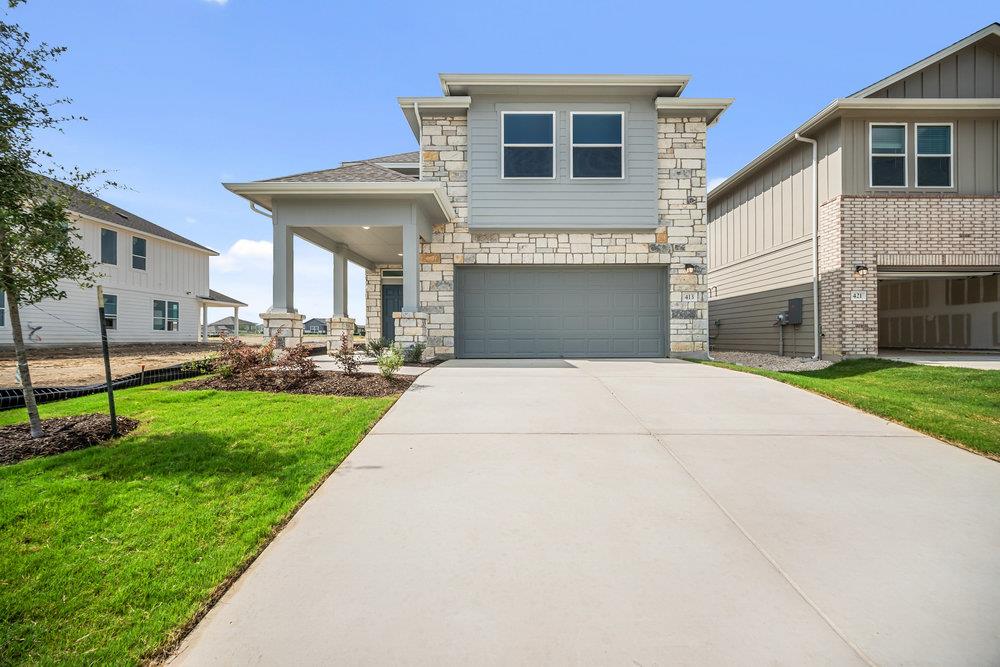 335 Young St, Buda, TX 78610