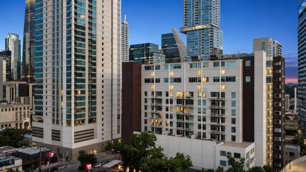 800 W 5th St #1004, Austin