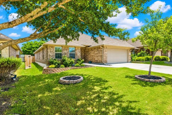 328 Lightcliff St, Hutto