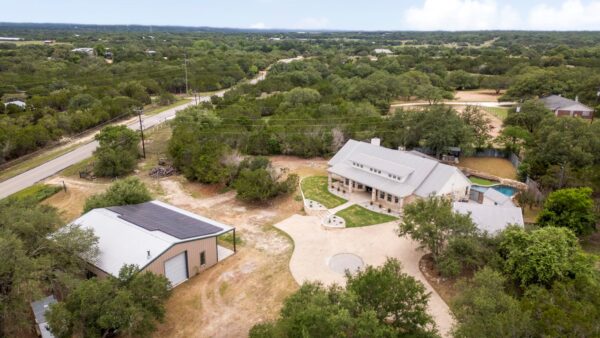 1129 Cedar Pass Rd, Driftwood