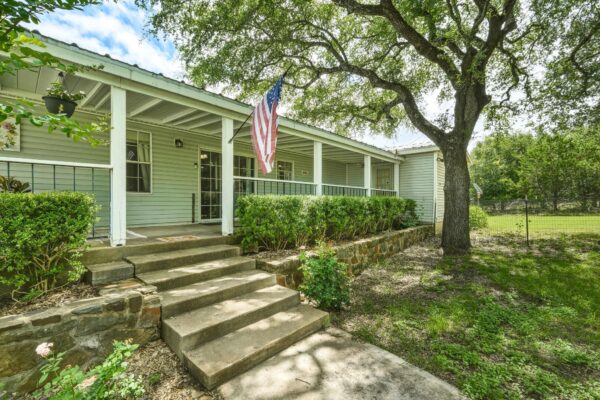200 Autumn Ridge Dr, Liberty Hill