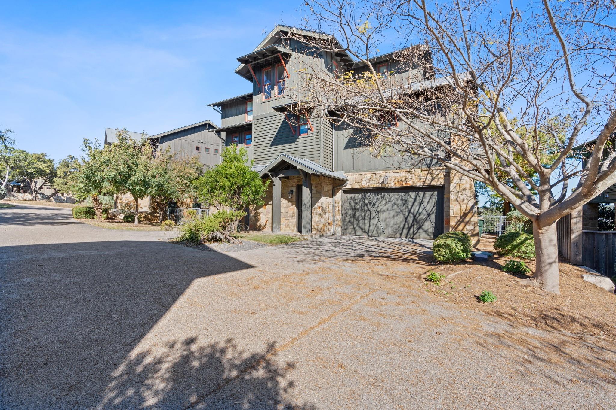 2208 Seabiscuit Cv #133, Spicewood, TX 78669