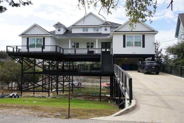 16323 Lake Loop, Austin