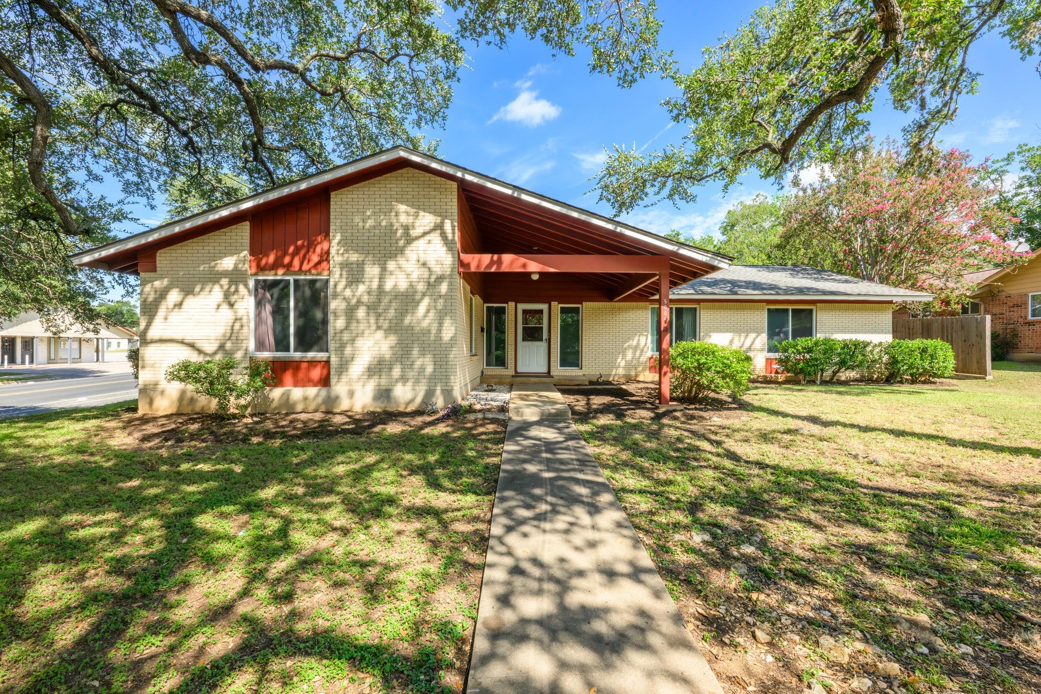 5004 Pack Saddle Pass, Austin, TX 78745