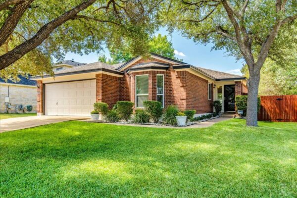 1327 Rosie Ln, Cedar Park