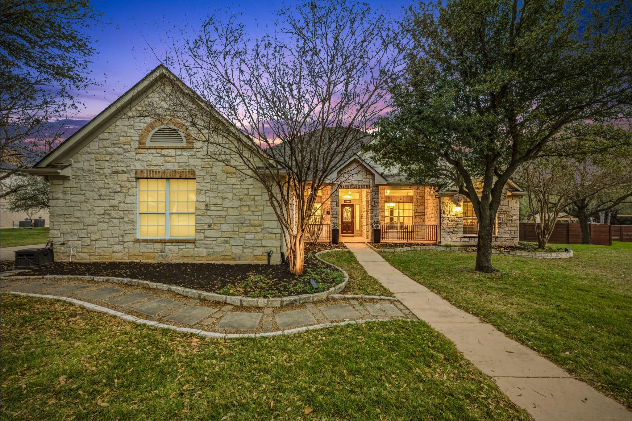 9720 Anchusa Trl, Austin