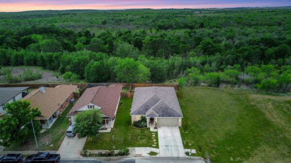 6105 Constellation Cir, Del Valle