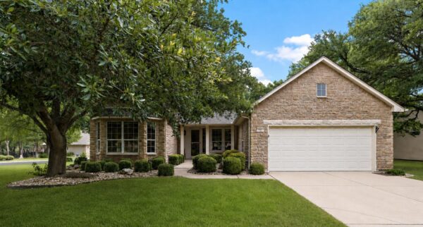 111 Elderberry St, Georgetown