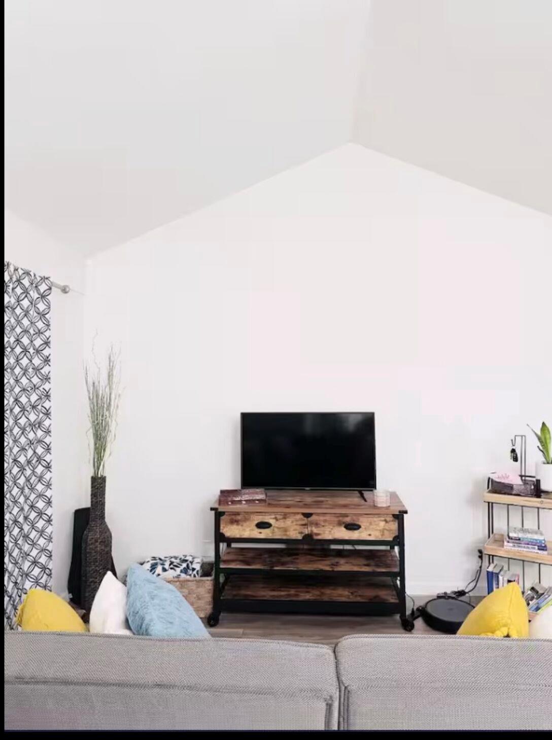 3018 S 1st St #205, Austin, TX 78704