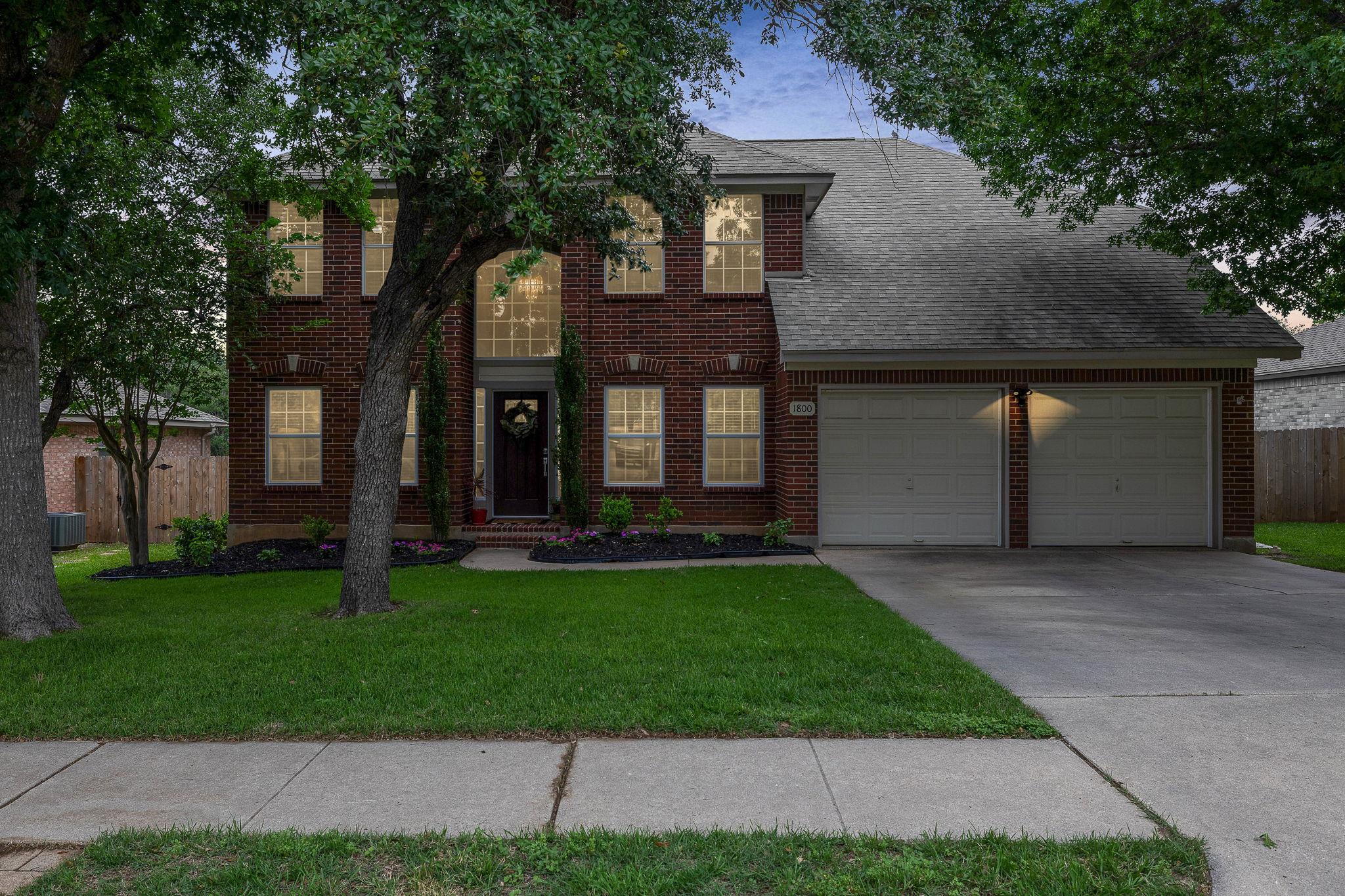 1800 Hollow Ridge Dr, Cedar Park