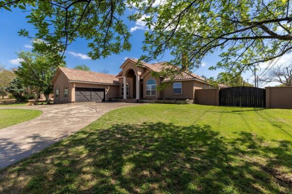 3 Woodland Loop, Round Rock