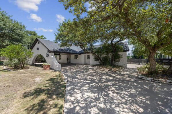 349 Arrowhead Point Rd, Belton