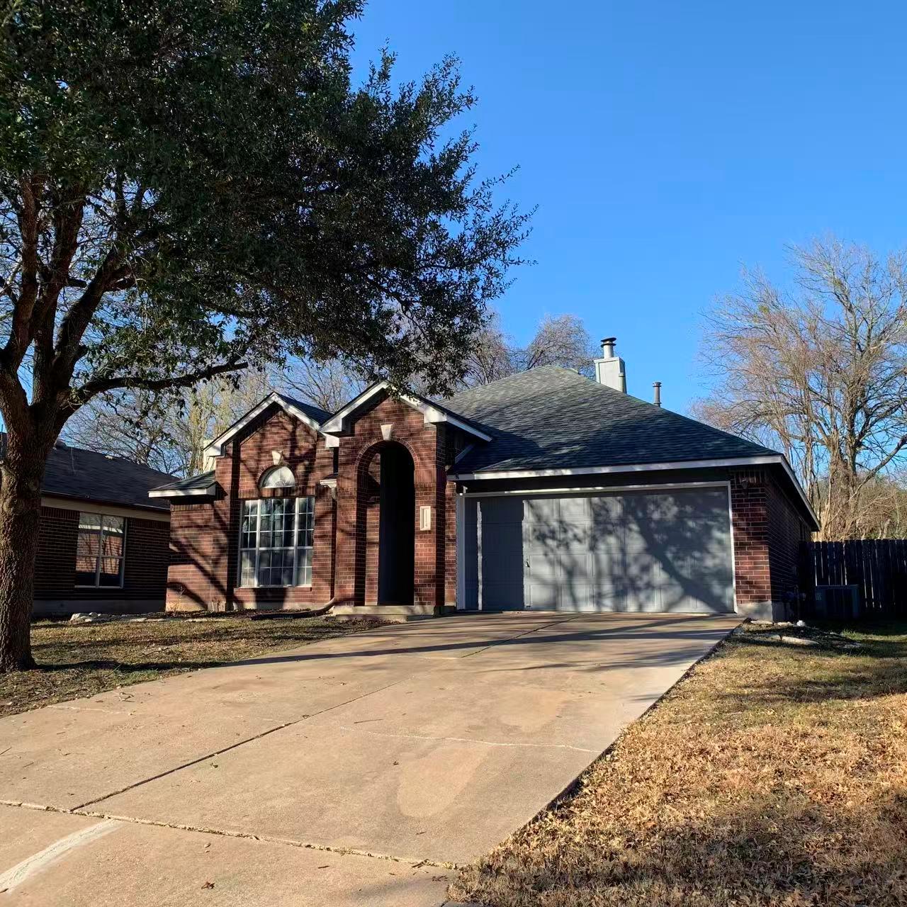 1114 Blue Fox Dr, Austin