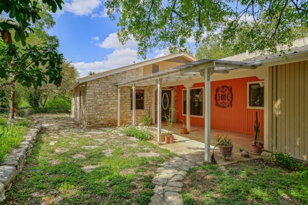 175 Fischer Trl, Wimberley