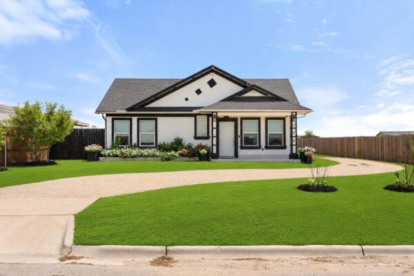 360 Vaquero Ln, Kyle